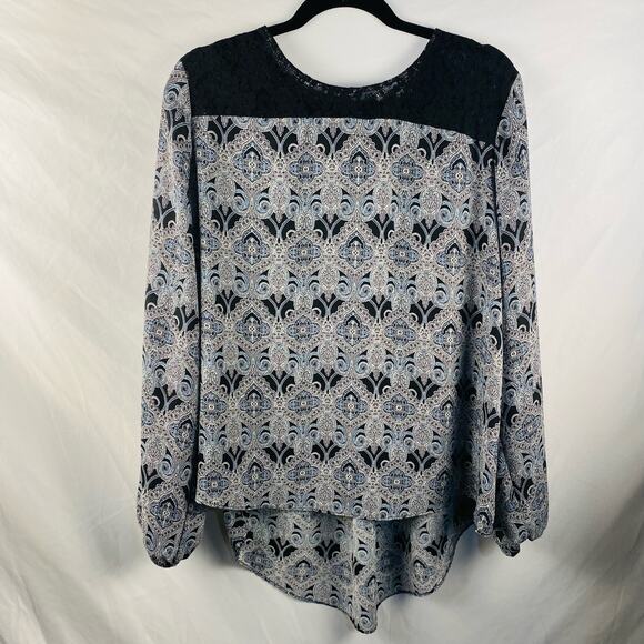 Cato High Low Blouse Lace Shoulder Detail Size XL - Picture 1 of 8
